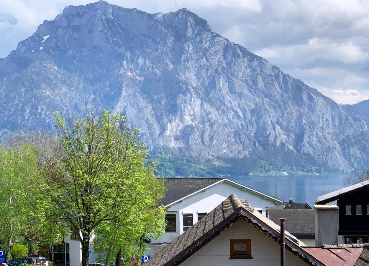 Traum Panorama Apartment mit Berg&Seeblick Altmünster Exterior foto